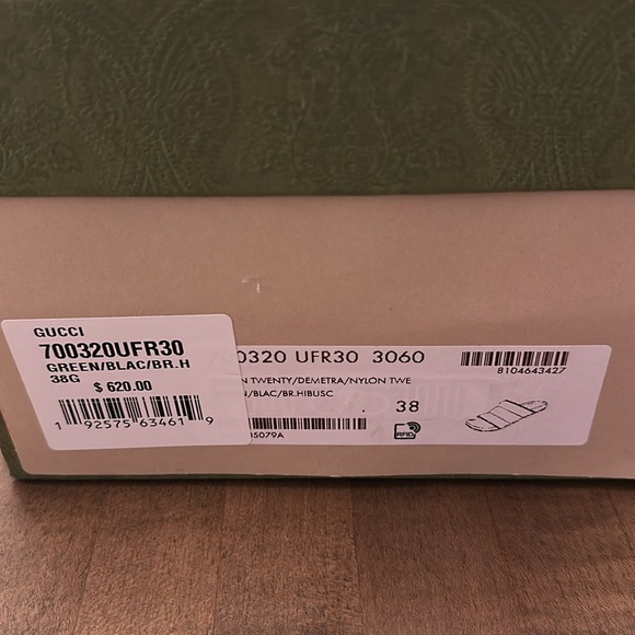 ❤️ Gucci Sideline Puffer Slide Sandal ❤️ - Picture 3 of 7